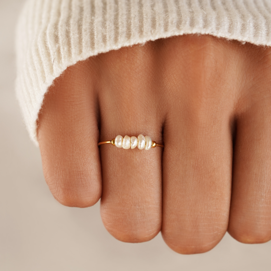 Siobhán Pearl Ring